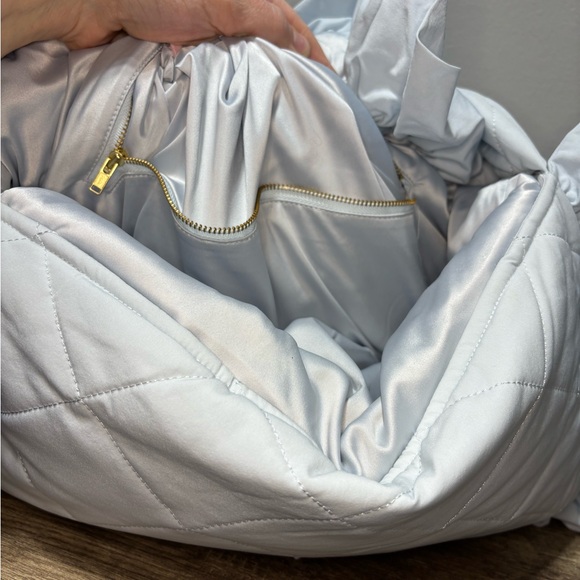 Selkie Couch Cushion Bag - Picture 13 of 16